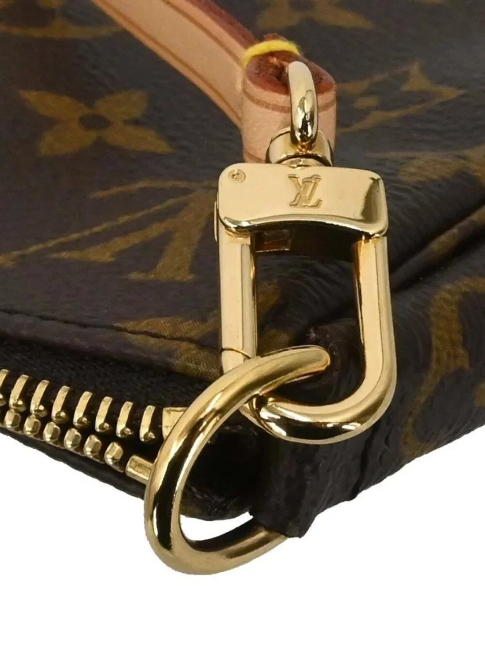 Louis Vuitton Monogram Pochette